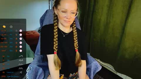 _goldilocks__ online show from December 16, 8:15 pm