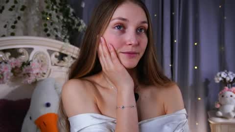 Milly online show from March 12, 2:48 am