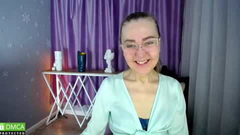 _greybunny_ online show from January 29, 7:57 am