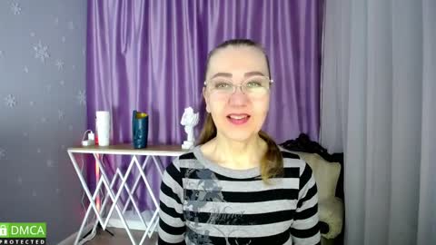 _greybunny_ online show from March 10, 7:11 am