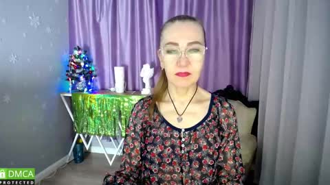 _greybunny_ online show from January 13, 12:56 pm