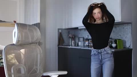 Katarina online show from October 3, 1:19 pm