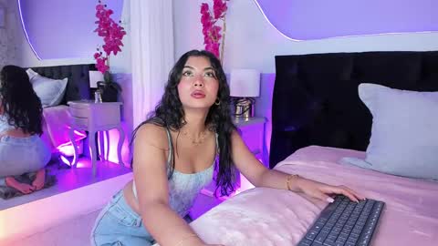 Hanna online show from September 11, 8:54 pm