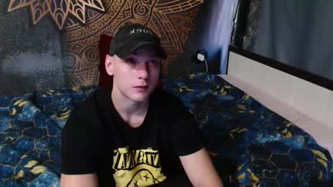 _happydayleon_ online show from September 9, 6:02 am
