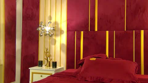 _hot_neighbour online show from March 3, 4:30 am