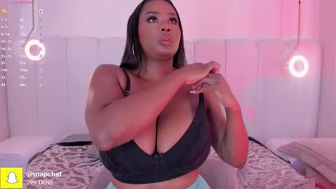 Darlis  online show from November 20, 7:55 pm