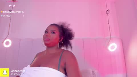 Darlis  online show from December 16, 8:15 pm