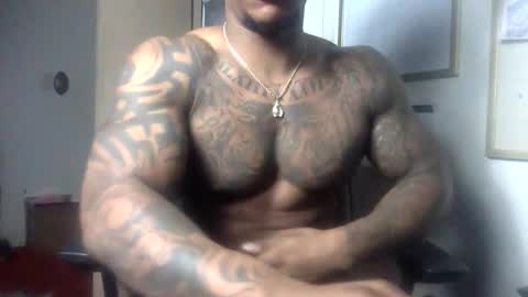 Tatted34 aka PimpDaddy SlickDick online show from April 2, 11:50 am