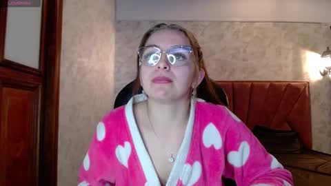 Isa online show from September 12, 4:09 pm