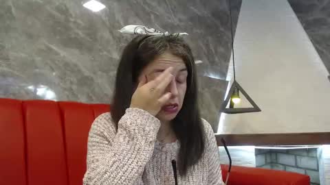 Isa online show from March 9, 11:25 am