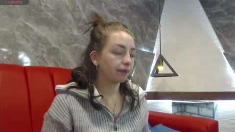 Isa online show from February 11, 11:20 am