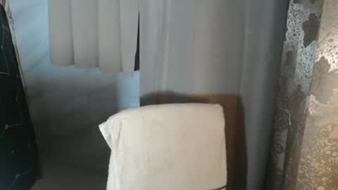 Ishi online show from January 7, 11:04 am