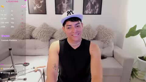 Snapshot of _jacobmiller__ chatting on February 10, 11:45 pm J A C O B online show from February 10, 11:45 pm