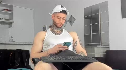 jeison online show from December 23, 2:39 pm