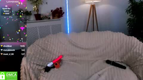 _janet_winston online show from March 11, 1:12 pm