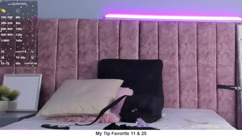 Jasmine online show from November 28, 12:56 pm