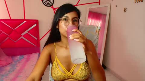 Jesica online show from February 9, 5:43 pm