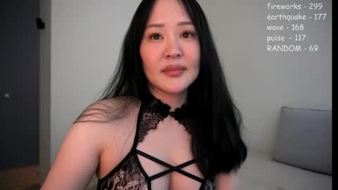 Jaki online show from April 17, 11:45 am