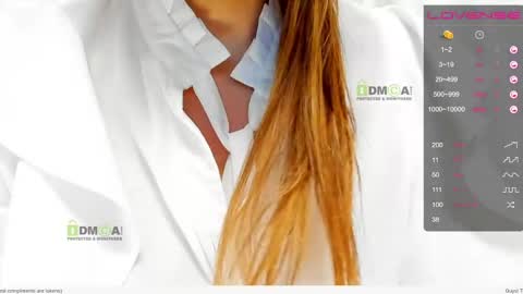 _justcallme_ online show from April 6, 8:21 pm