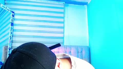 mod online show from May 29, 6:55 am