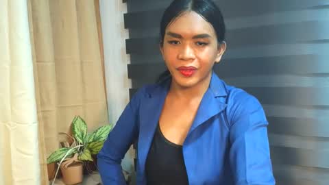 _karie_ online show from November 3, 2:29 pm