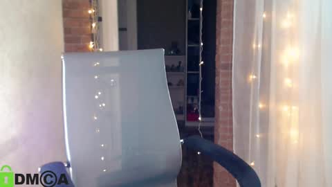 Snapshot of _karolina chatting on February 27, 6:42 pm karolina online show from February 27, 6:42 pm