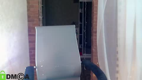 Snapshot of _karolina chatting on February 21, 6:37 pm karolina online show from February 21, 6:37 pm