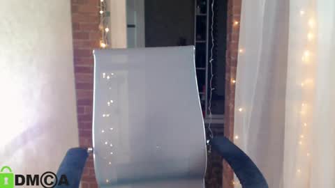 Snapshot of _karolina chatting on February 25, 3:31 pm karolina online show from February 25, 3:31 pm