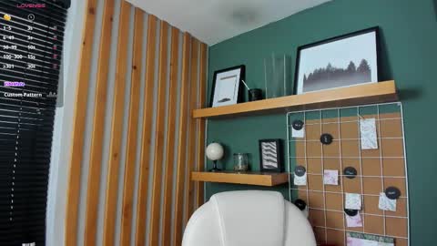 Kiraaaa 0 online show from December 14, 8:26 pm