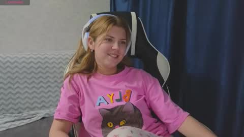 Molly   Emily online show from September 22, 7:07 pm