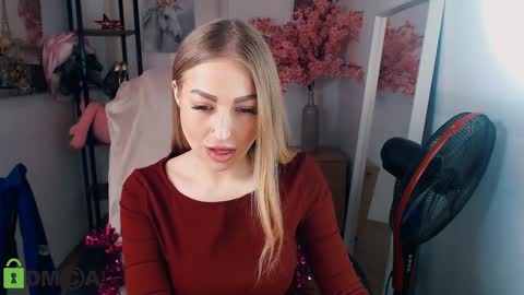 Snapshot of _kittyboo chatting on January 26, 3:14 pm Aleksa online show from January 26, 3:14 pm