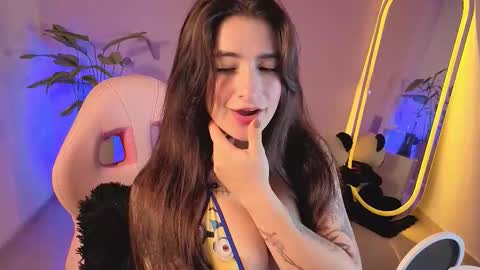 Kylie online show from October 8, 11:43 pm