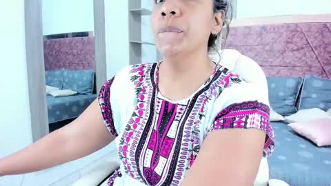 Snapshot of _lakshmi_hotx chatting on March 6, 11:47 am NAILHA SAJANI online show from March 6, 11:47 am