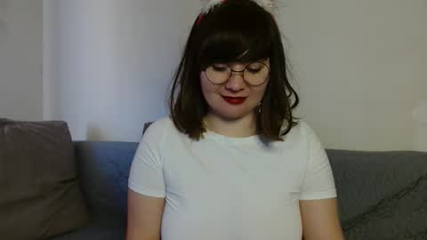 Snapshot of _lalilu_ chatting on December 30, 10:32 am _lalilu_ online show from December 30, 10:32 am