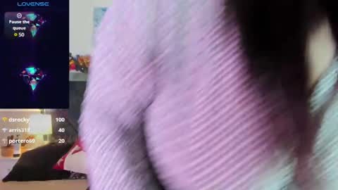 Lauralove online show from December 26, 11:03 pm