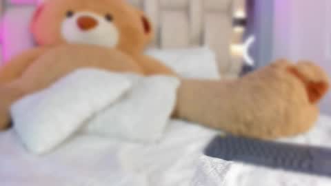     online show from September 29, 7:35 pm