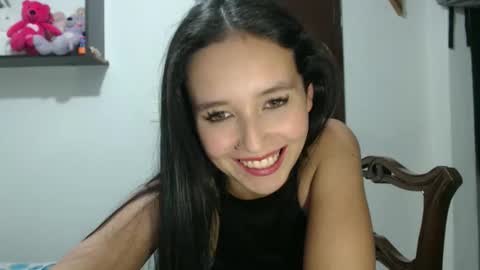 Lauren 3 online show from December 4, 7:30 am