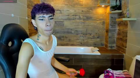 Snapshot of _lemmon_ chatting on February 19, 3:16 pm L E M M O N online show from February 19, 3:16 pm