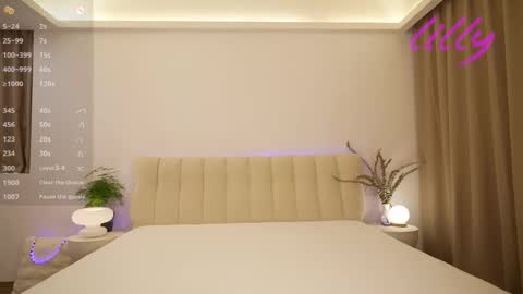 Snapshot of _lillilly_ chatting on September 15, 4:47 am _lillilly_ online show from September 15, 4:47 am