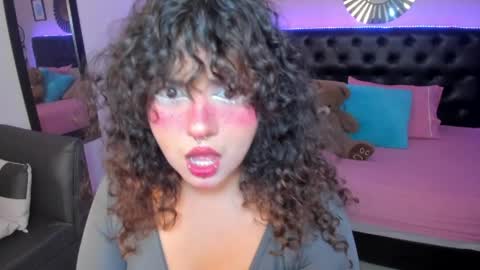 Liily online show from March 31, 5:24 pm