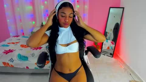 zoe online show from October 20, 1:49 pm