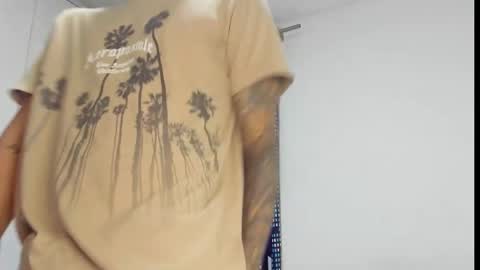 _logan_colton_ online show from December 17, 1:45 am