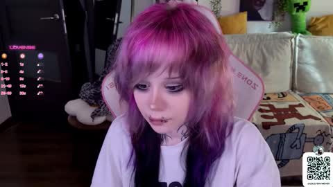 Lolly online show from September 19, 12:53 pm