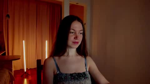 Snapshot of _lovely_lady chatting on March 10, 6:01 pm Alice online show from March 10, 6:01 pm