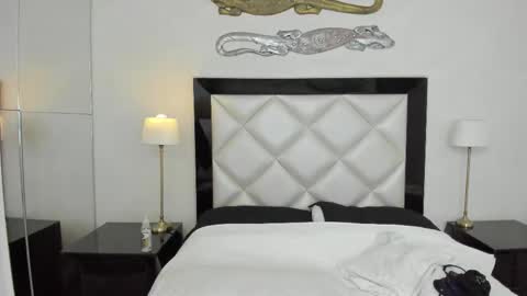  luna  sweet  online show from March 7, 4:02 am