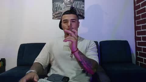 STIVEN online show from May 14, 2:37 pm