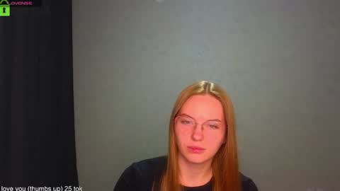 Welcome guys  Pleasure to see you all here  My name is Lysafeta and MichaelaTip menu is active Private is open  online show from September 18, 4:22 pm