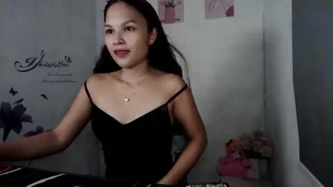 _m1ssj3n online show from May 24, 10:00 am