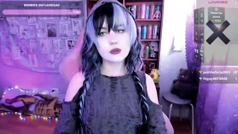 Mia online show from April 21, 4:41 am