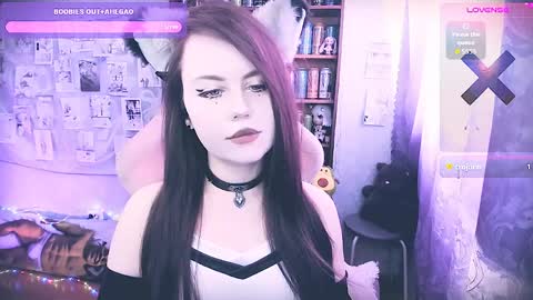 Mia online show from April 6, 3:37 am